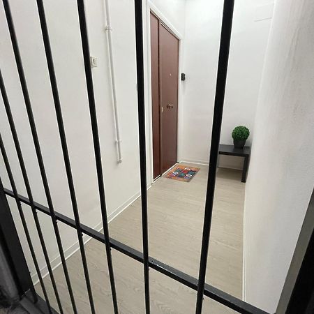 Plan B Apartment Наполи Екстериор снимка