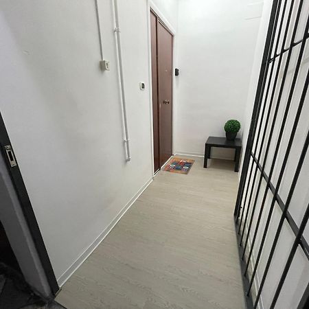 Plan B Apartment Наполи Екстериор снимка