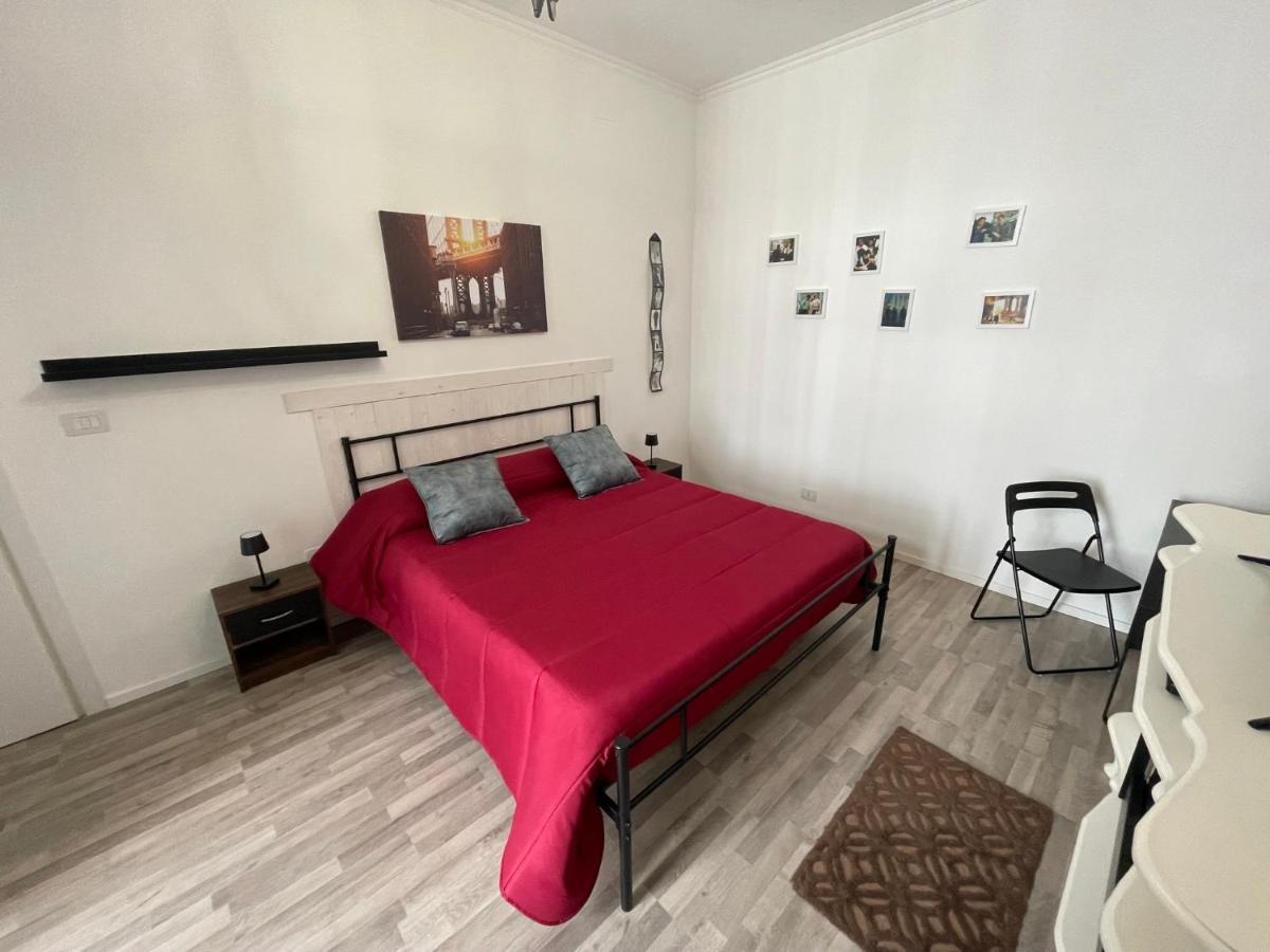 Plan B Apartment Наполи Екстериор снимка